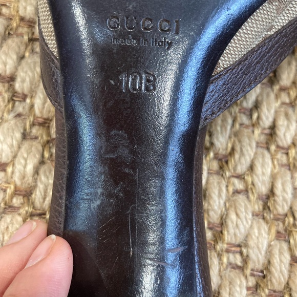 Vintage Gucci Mules. Size 10. Very good condition. - Picture 6 of 10